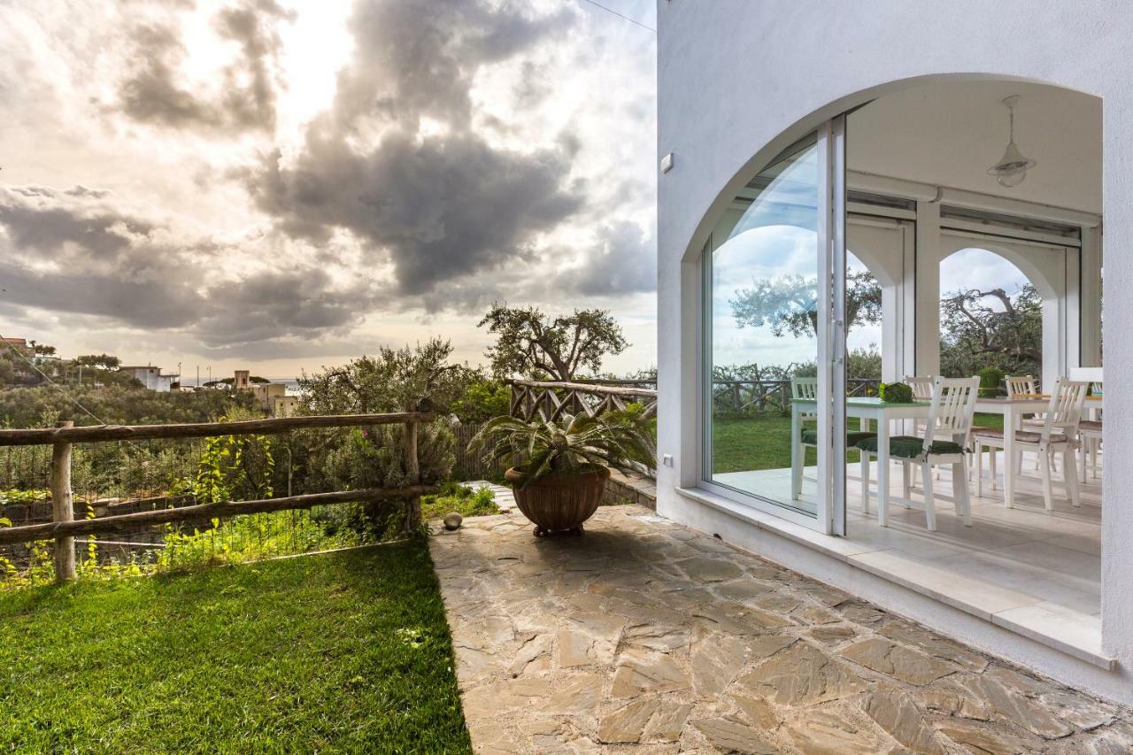 לינה וארוחת בוקר מסה לוברנסה Casa Clementina Marciano מראה חיצוני תמונה